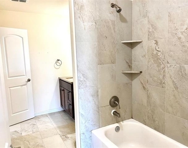 621 Fleming Street - Photo Thumbnail 22