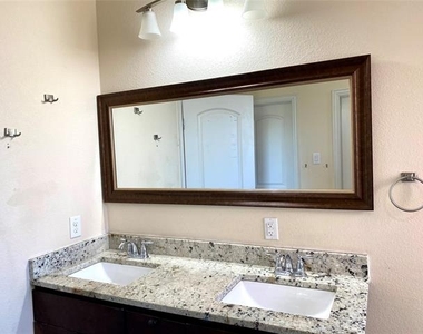 621 Fleming Street - Photo Thumbnail 12
