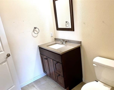 621 Fleming Street - Photo Thumbnail 23