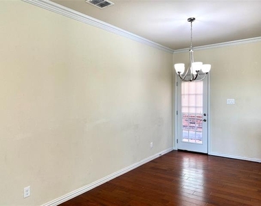 621 Fleming Street - Photo Thumbnail 9