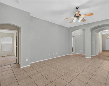 419 Red Sage Lane - Photo Thumbnail 9