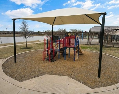 1304 Lowhill Drive - Photo Thumbnail 16