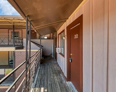 5315 Columbia Avenue - Photo Thumbnail 1