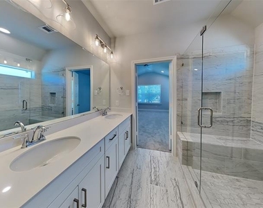 315 Athenia Drive - Photo Thumbnail 7