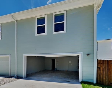 315 Athenia Drive - Photo Thumbnail 14