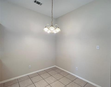 7811 Novella Court - Photo Thumbnail 7
