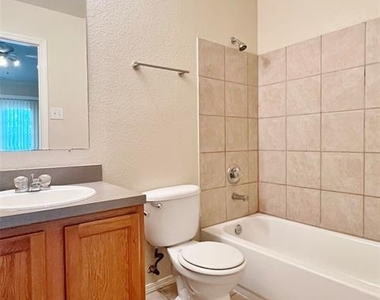 7811 Novella Court - Photo Thumbnail 10