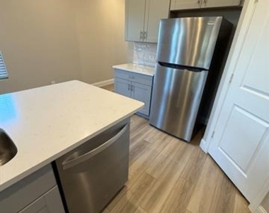 3215 Sedge Grass Drive - Photo Thumbnail 8