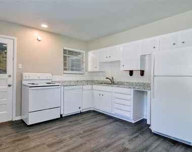 1517 Mary K Lane - Photo Thumbnail 10