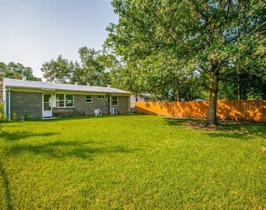 3113 Caribbean Drive - Photo Thumbnail 20