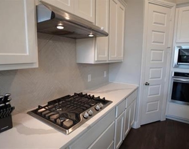 1833 Purtis Creek Drive - Photo Thumbnail 6