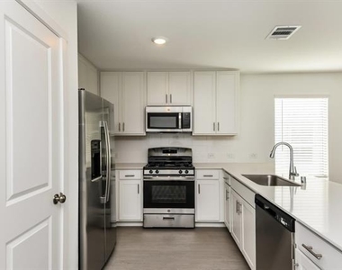 2656 Mistwood Drive - Photo Thumbnail 6