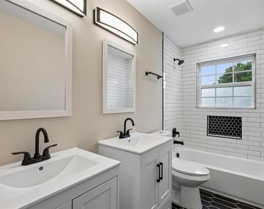 8635 Strathmore Drive - Photo Thumbnail 19