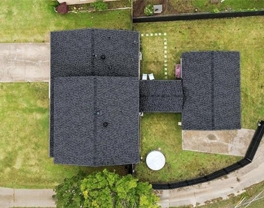 8635 Strathmore Drive - Photo Thumbnail 25