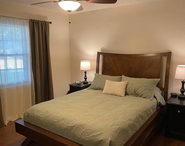 1218 N Center Street - Photo Thumbnail 6