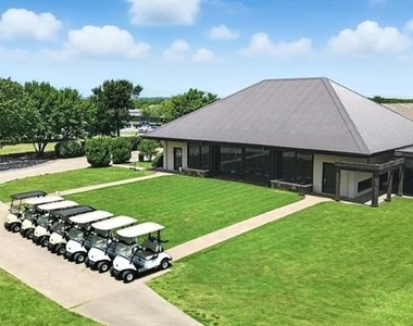 2404 Sabine Circle - Photo Thumbnail 34
