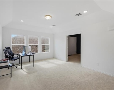 2188 Cloverfern Way - Photo Thumbnail 15