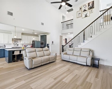 2188 Cloverfern Way - Photo Thumbnail 6
