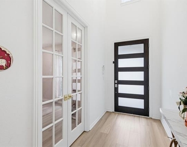 2188 Cloverfern Way - Photo Thumbnail 4