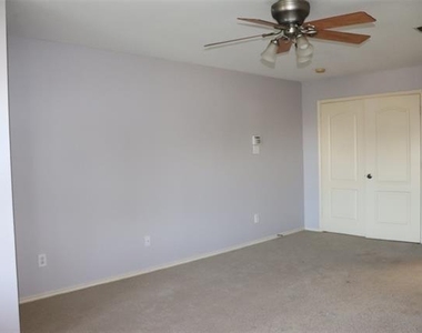 2304 Heads And Tails Lane - Photo Thumbnail 22