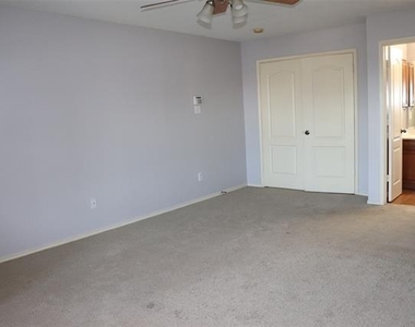 2304 Heads And Tails Lane - Photo Thumbnail 21
