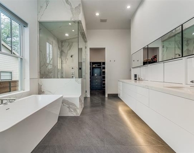 5618 Goodwin Avenue - Photo Thumbnail 16
