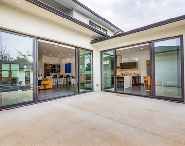 5618 Goodwin Avenue - Photo Thumbnail 19