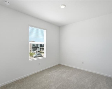 724 Wagtail Drive - Photo Thumbnail 14