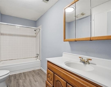 1412 Chase Avenue - Photo Thumbnail 14