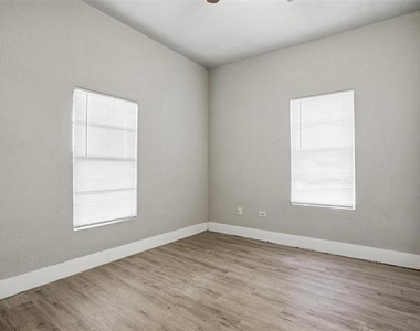 1412 Chase Avenue - Photo Thumbnail 13