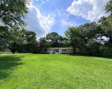 7810 West Lakeshore - Photo Thumbnail 1