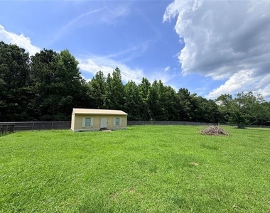 7810 West Lakeshore - Photo Thumbnail 23