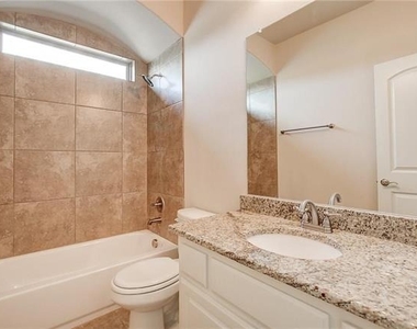 2100 Mcallister - Photo Thumbnail 21