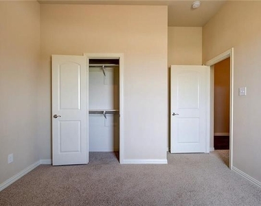 2100 Mcallister - Photo Thumbnail 15