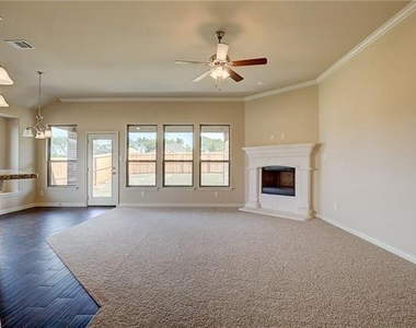 2100 Mcallister - Photo Thumbnail 5