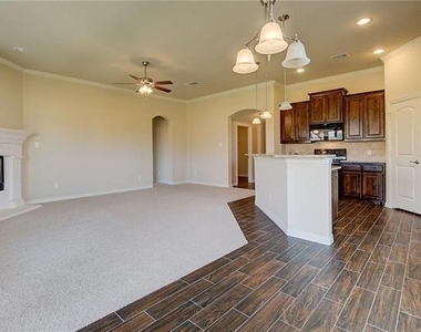 2100 Mcallister - Photo Thumbnail 3