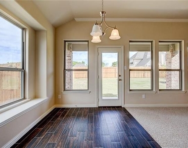2100 Mcallister - Photo Thumbnail 10