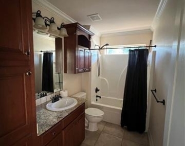 547 Fox Cove - Photo Thumbnail 11