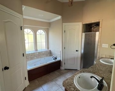 547 Fox Cove - Photo Thumbnail 4