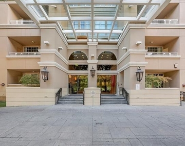 3225 Turtle Creek Boulevard - Photo Thumbnail 1