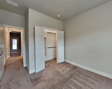 4159 Wetstone Lane - Photo Thumbnail 6