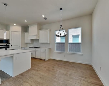 15672 Desert Broom Road - Photo Thumbnail 4