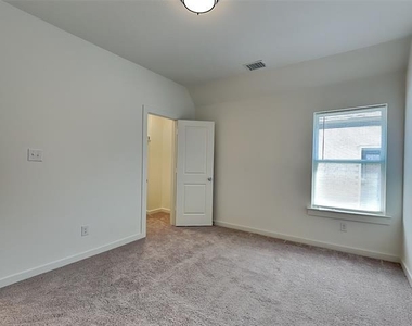 15672 Desert Broom Road - Photo Thumbnail 11