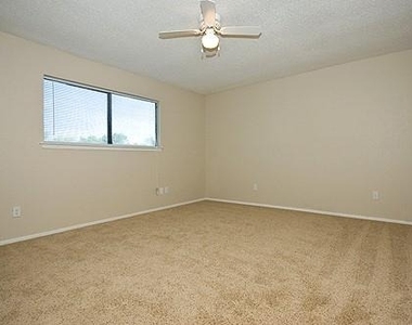 5309 Maple Court - Photo Thumbnail 5