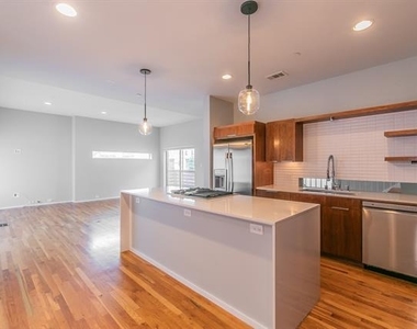 5205 Capitol Avenue - Photo Thumbnail 16