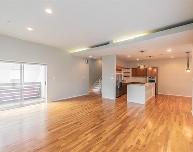 5205 Capitol Avenue - Photo Thumbnail 11