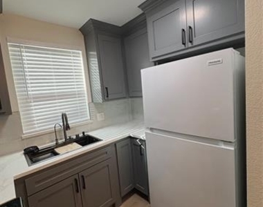 3927 Malcolm X Blvd - Photo Thumbnail 6