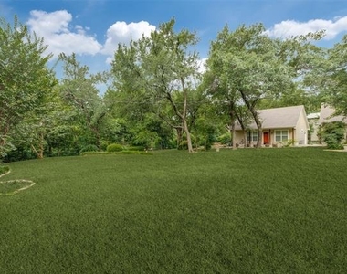 1020 Young Trail - Photo Thumbnail 9