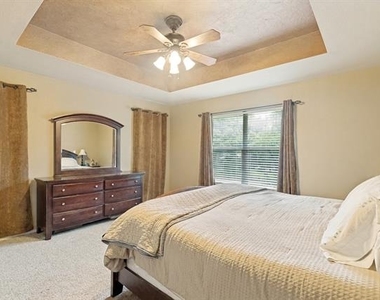 1020 Young Trail - Photo Thumbnail 5