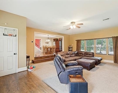 1020 Young Trail - Photo Thumbnail 4